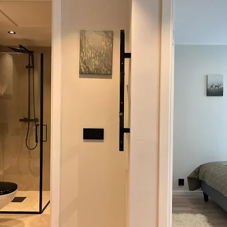 Affordable Luxury - Vibe - Heart Of *